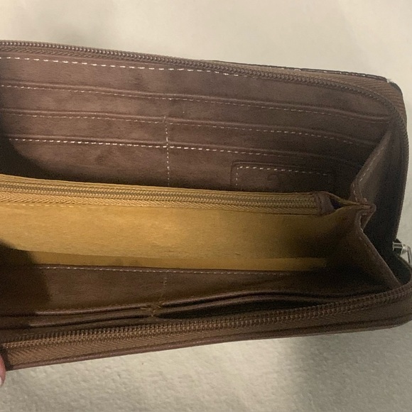 Coral Ridge Zip Around Wallet Western Bling  Studded Brown Leather Cowgirl - Picture 9 of 13